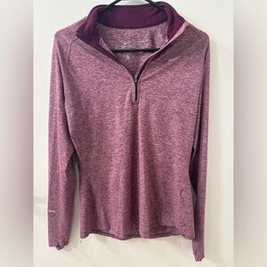 Women’s Nike dri-fit pullover